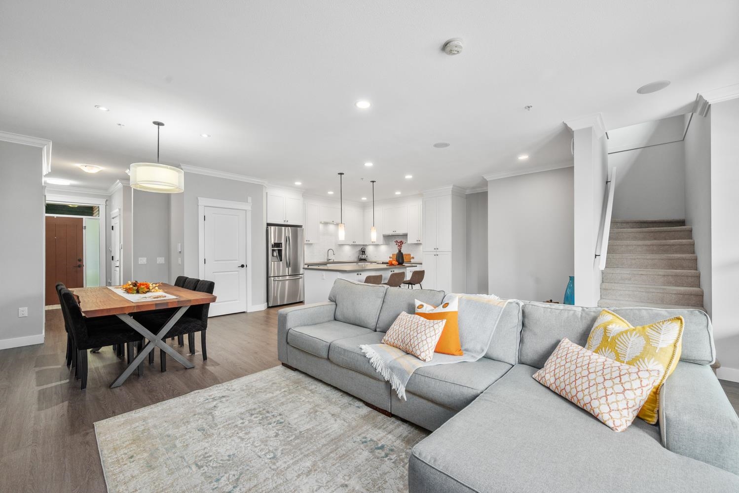 10525 240 Street 38