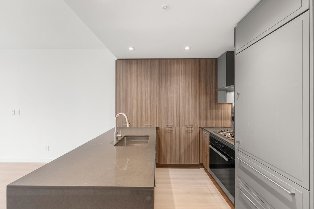 listing image 1104612754746348927