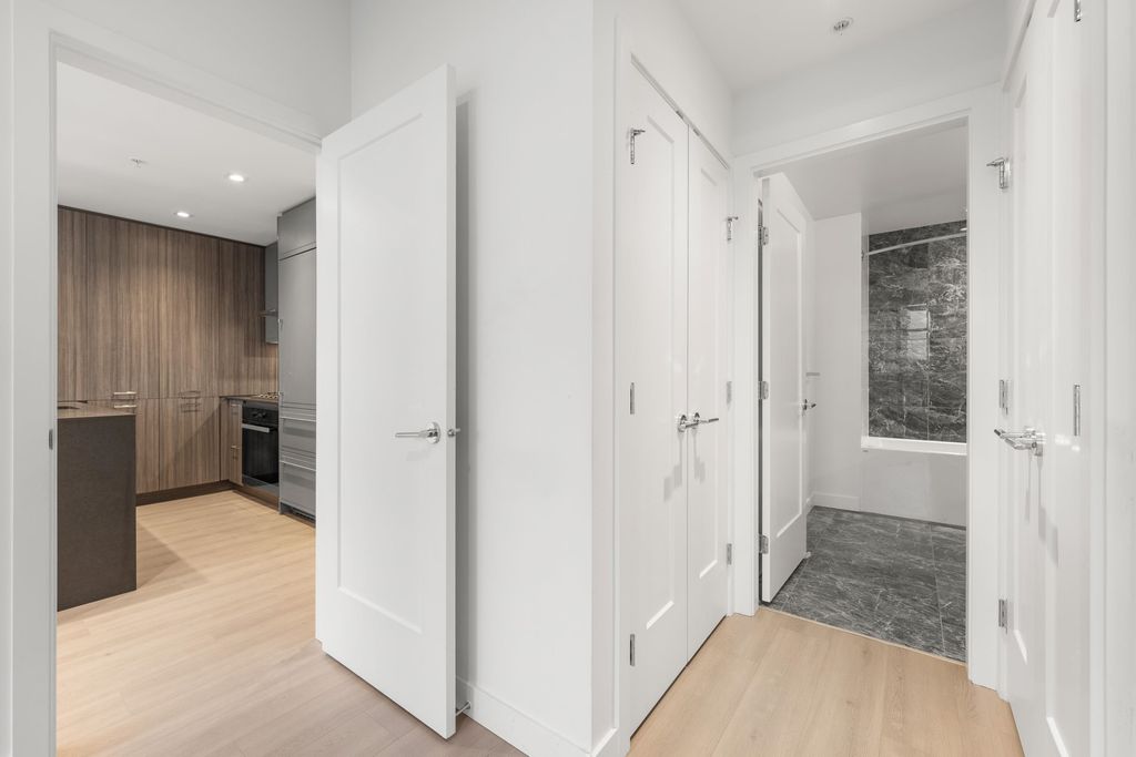 listing image 1105535706713108721