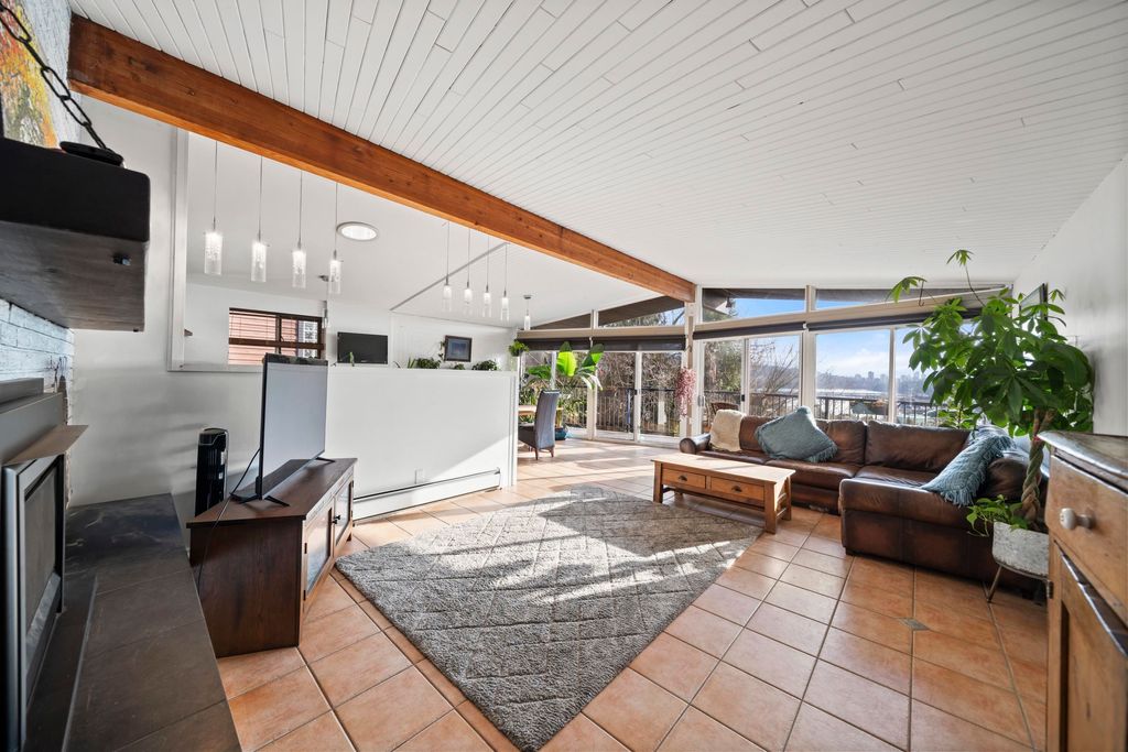 listing image 1104350723831195471