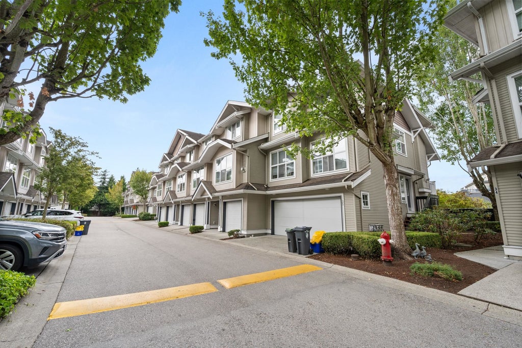 Photo of 20460 66 Avenue #37, Langley, BC V2Y 3B6 (MLS # R3160045)