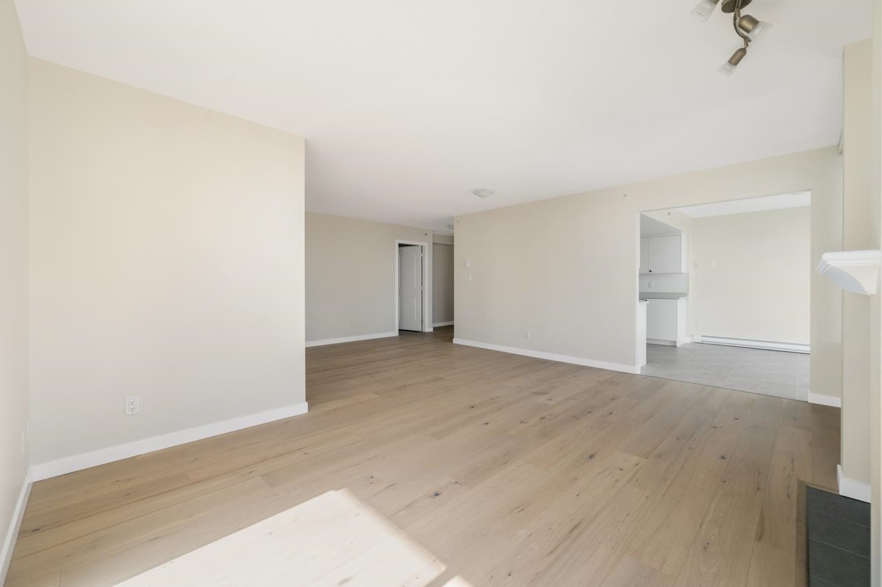 728 Princess Street 1105