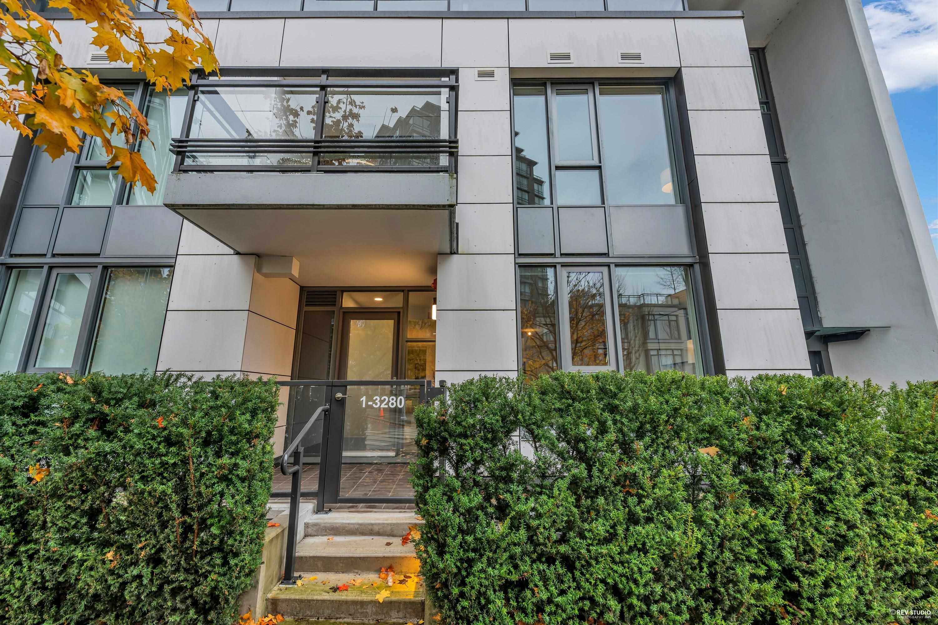 3280 Corvette Way TH1