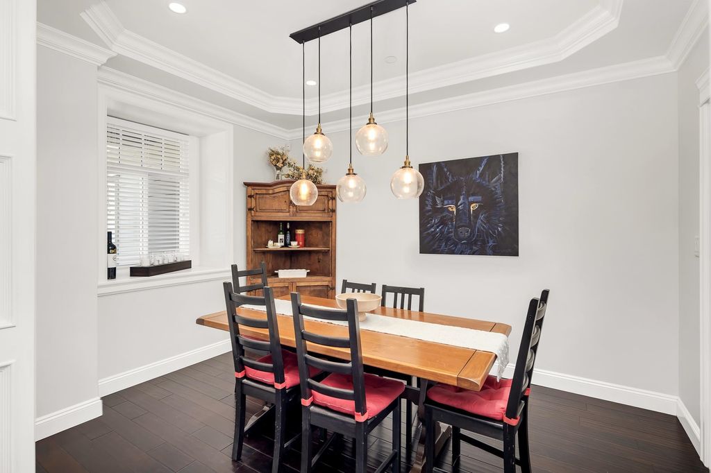 listing image 1106697321886682141