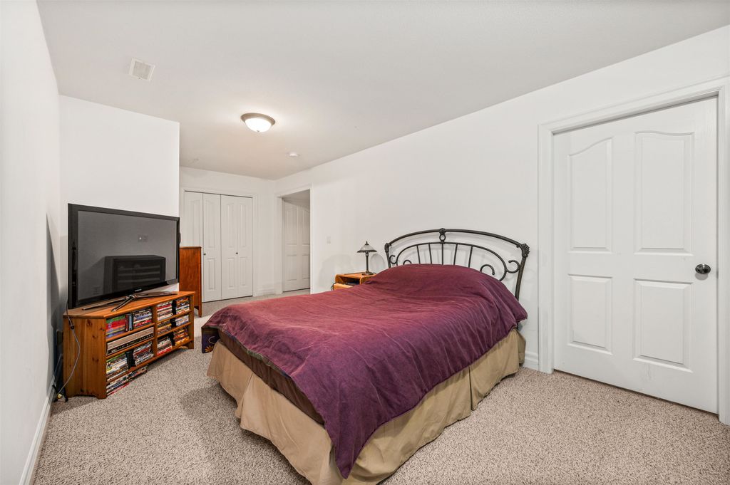 listing image 1104689011623465079