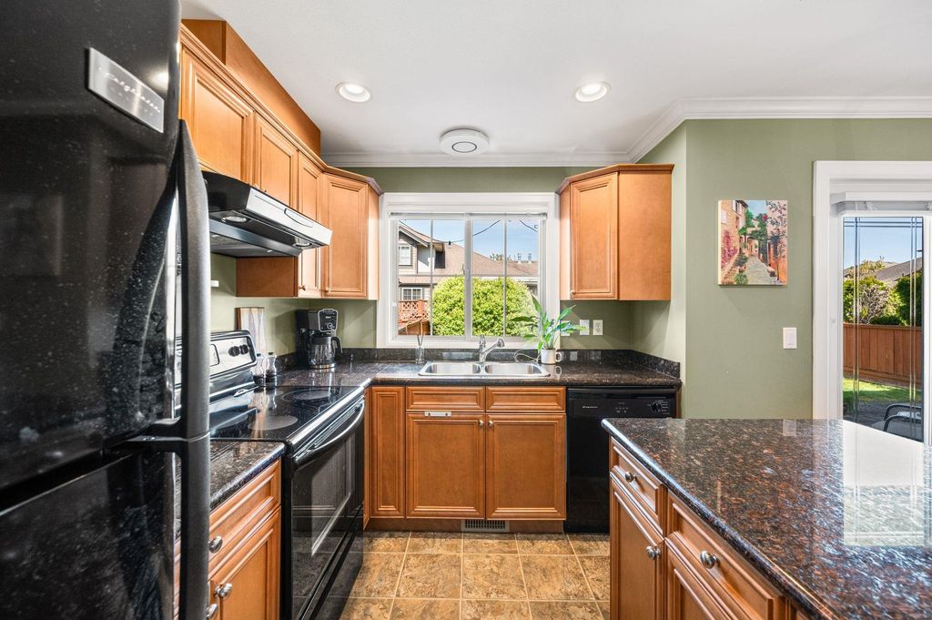 listing image 1100002648239516600