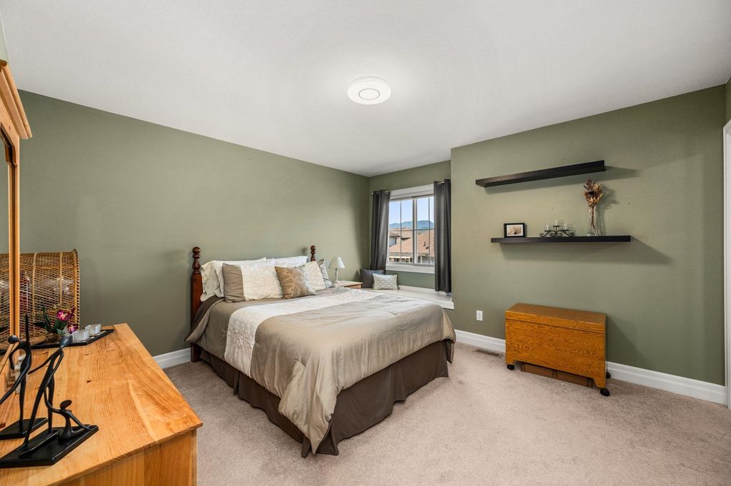 listing image 1104519797849543654