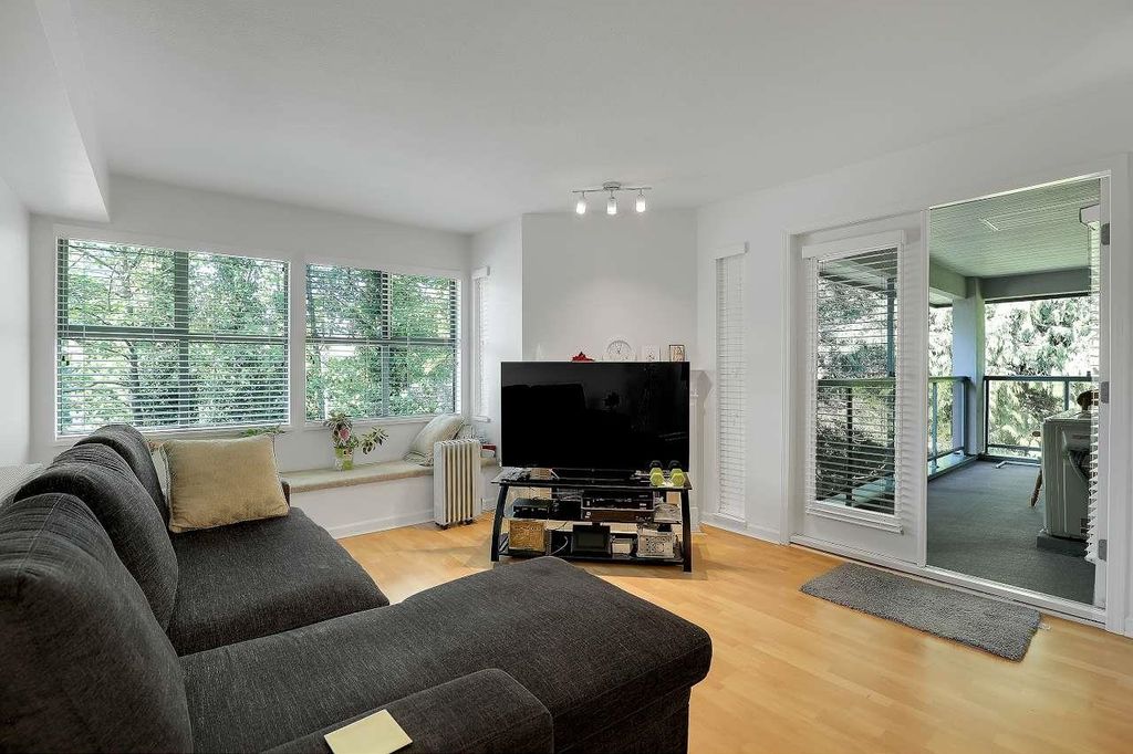 listing image 1101315598412293029