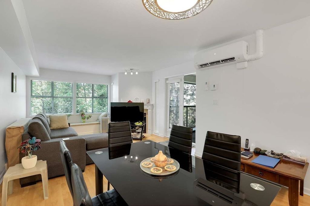 listing image 1105825097320897764