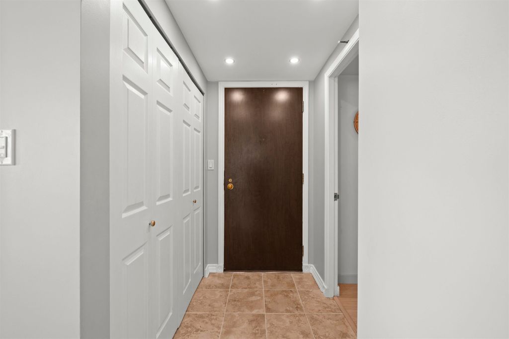 listing image 1108264037170428133