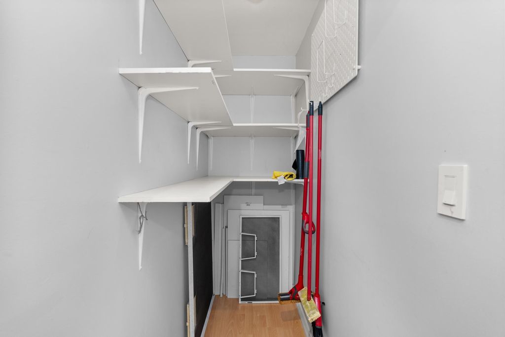 listing image 1108168976026853261