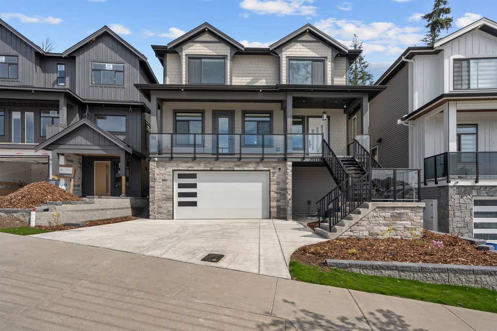 Photo of 13576 Birdtail Drive, Maple Ridge, BC V4R 2P7 (MLS # R3136233)