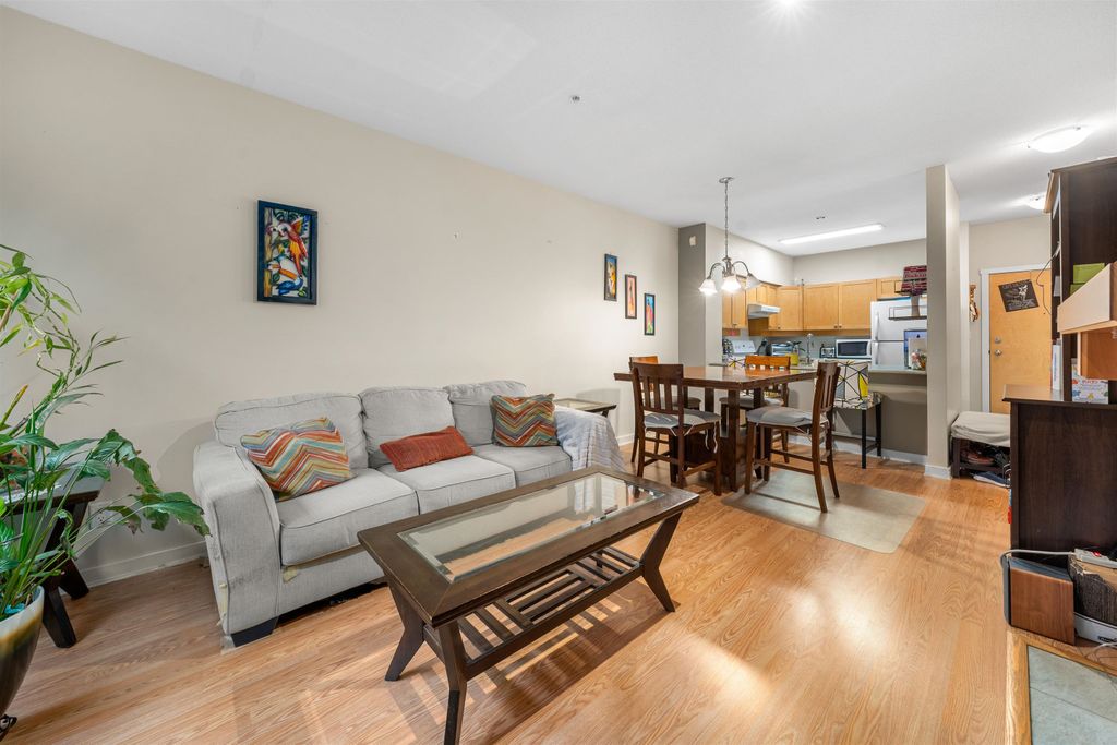 listing image 1108167123043424712