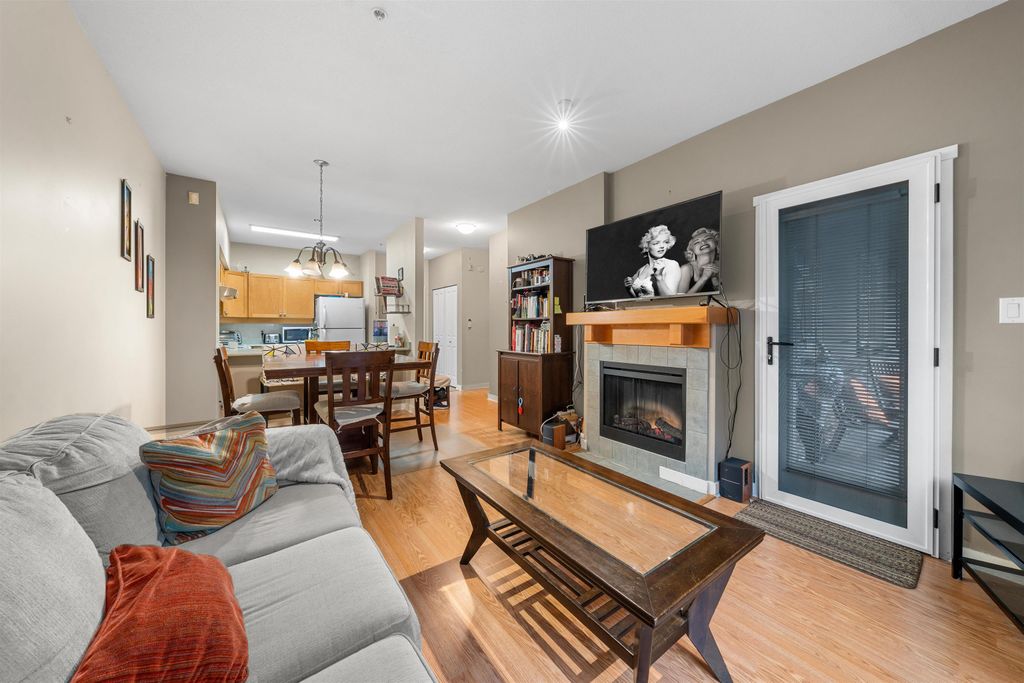 listing image 1105134564676752497