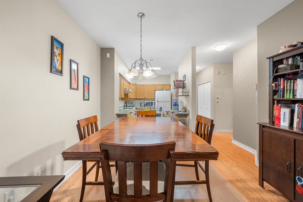 listing image 1102161845268903706