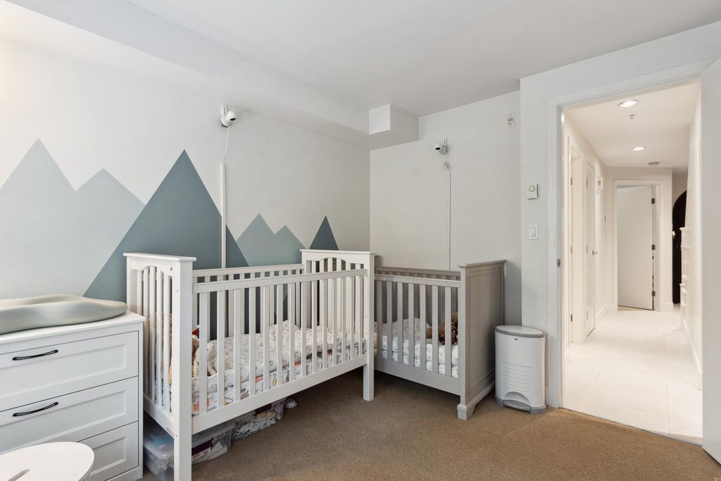 listing image 1103022150433594590