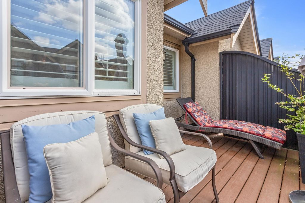 listing image 1105715433466975725