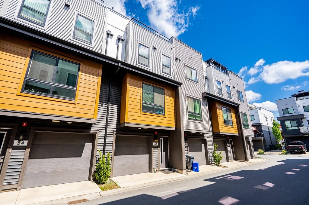 Photo of 20057 82 Avenue #53, Langley, BC V2Y 3S4 (MLS # R3147324)