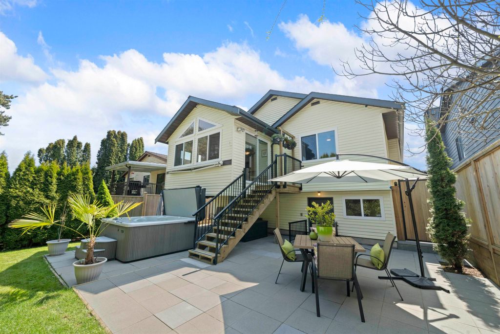 listing image 1103536892095607341