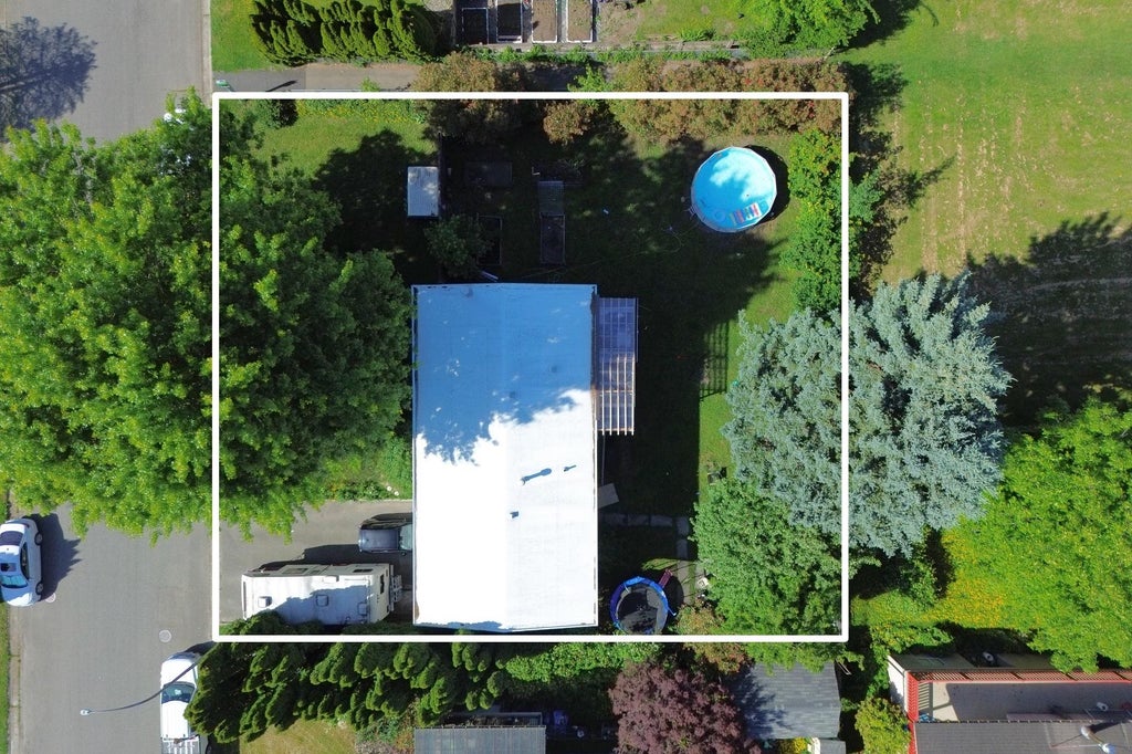 Photo of 8708 Cornwall Crescent, Chilliwack, BC V2P 7E6 (MLS # R3126645)