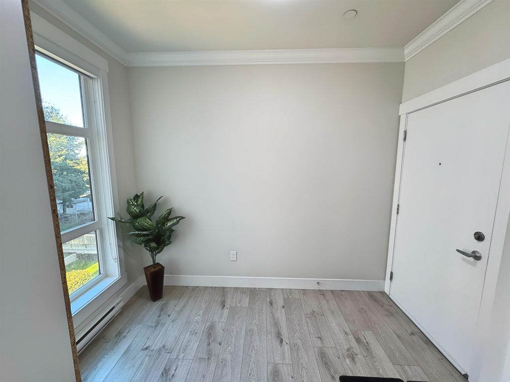 listing image 1102098396970642807