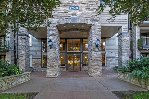 12268 224 Street 305 Maple Ridge BC V2X 6B8