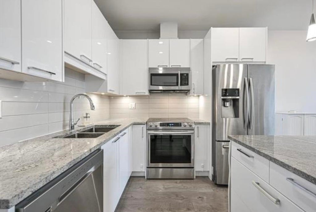 Photo of 20696 Eastleigh Crescent, Langley, BC V3A 0M3 (MLS # R3177397)