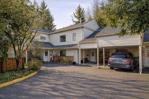 21707 Dewdney Trunk Road 14 Maple Ridge BC V2X 3G8