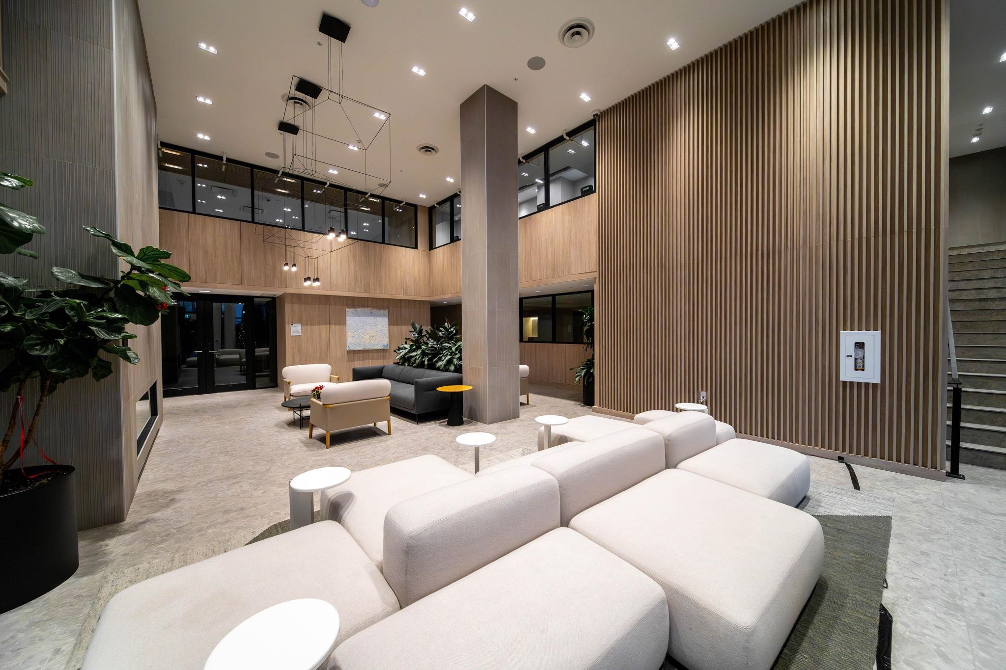 6300 Minoru Boulevard 927