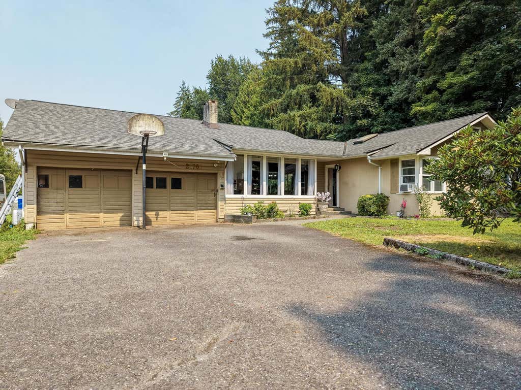 Photo of 23765 123 Street, Maple Ridge, BC V4R 1N7 (MLS # R3153288)