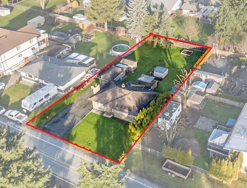 Photo of 46329 Strathcona Road, Chilliwack, BC V2P 3T1 (MLS # R3125333)