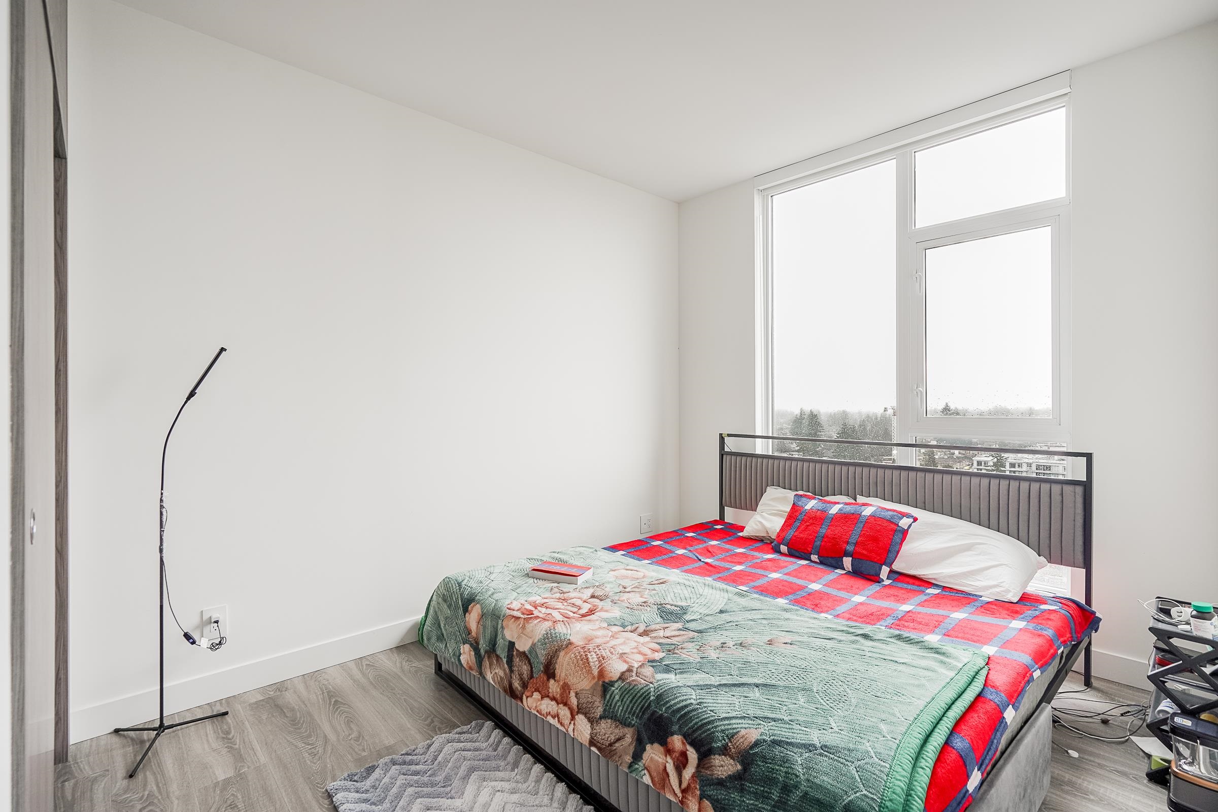 10750 135a Street 1802