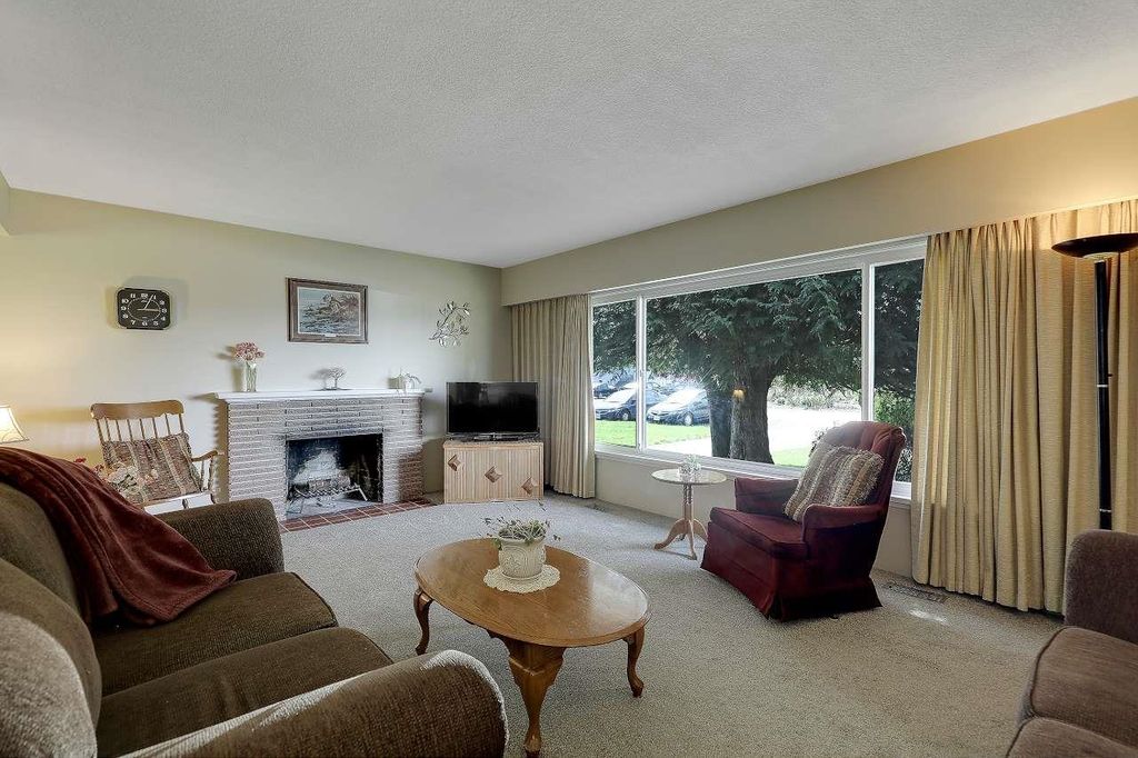 Photo of 10236 125 Street, Surrey, BC V3V 4Y4 (MLS # R3115123)