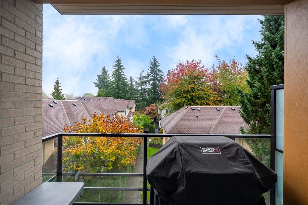 listing image 1103102521713575773