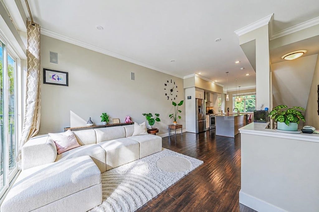Photo of 2528 156 Street #9, Surrey, BC V4P 0E7 (MLS # R3157763)