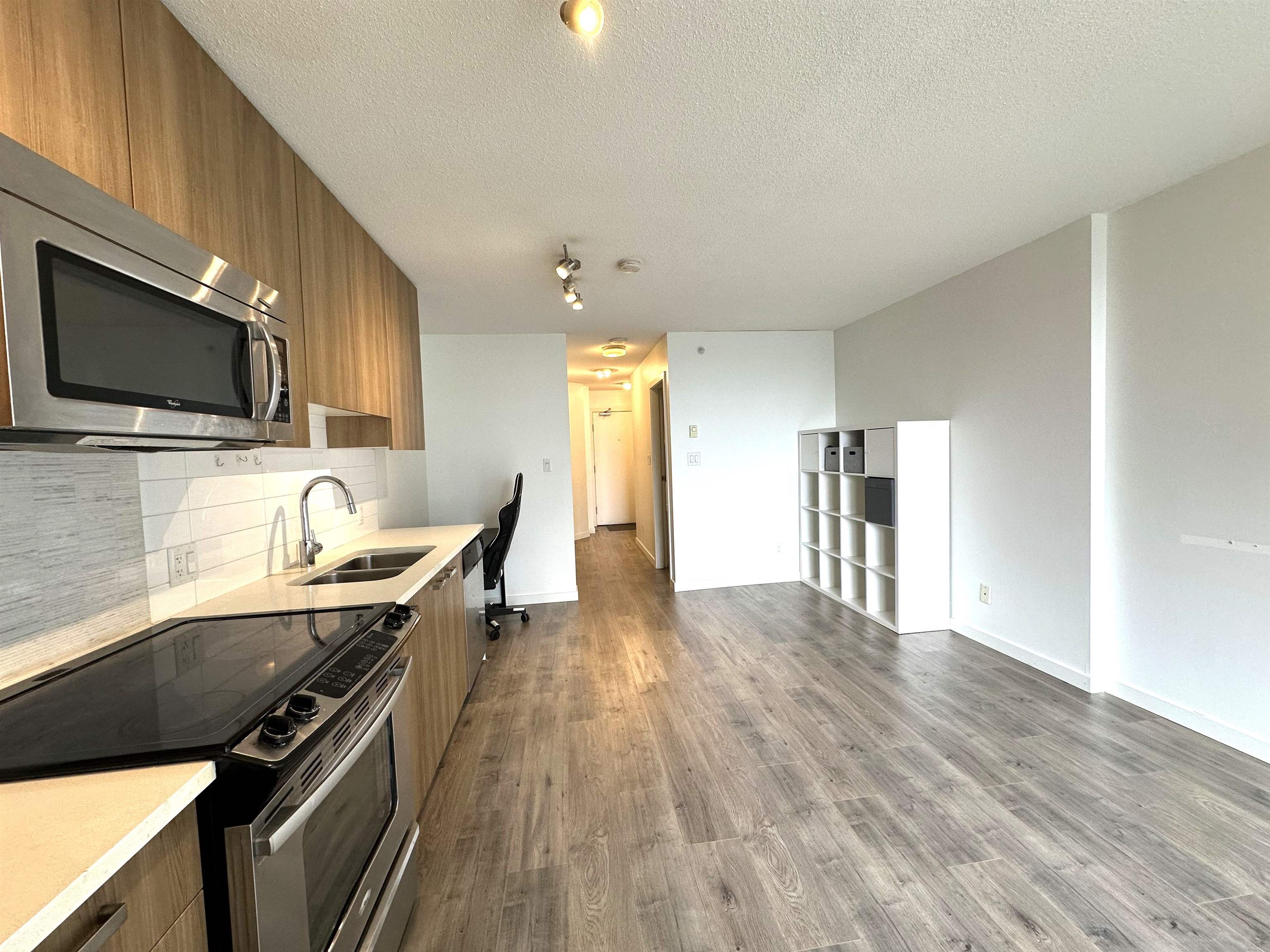 13325 102a Avenue 605