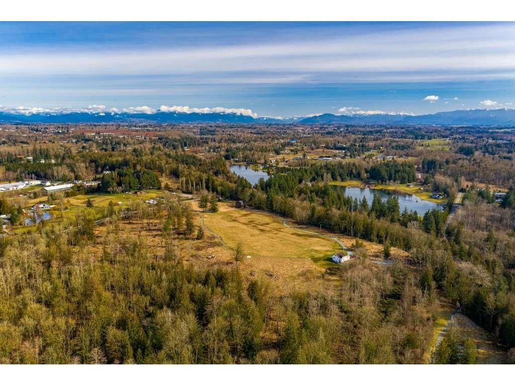 Photo of 23186 8 Avenue, Langley, BC V2Z 2W3 (MLS # R3127116)