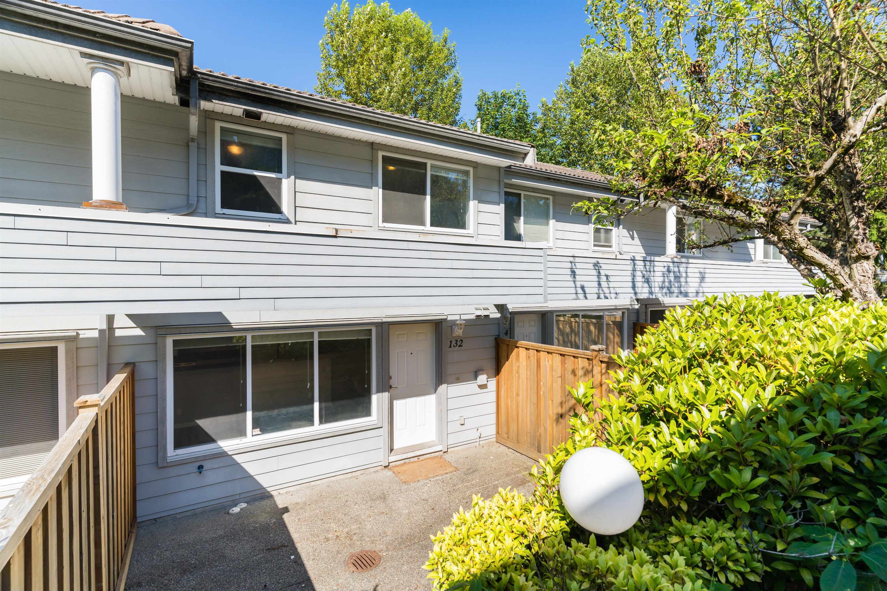 132 Shoreline Circle