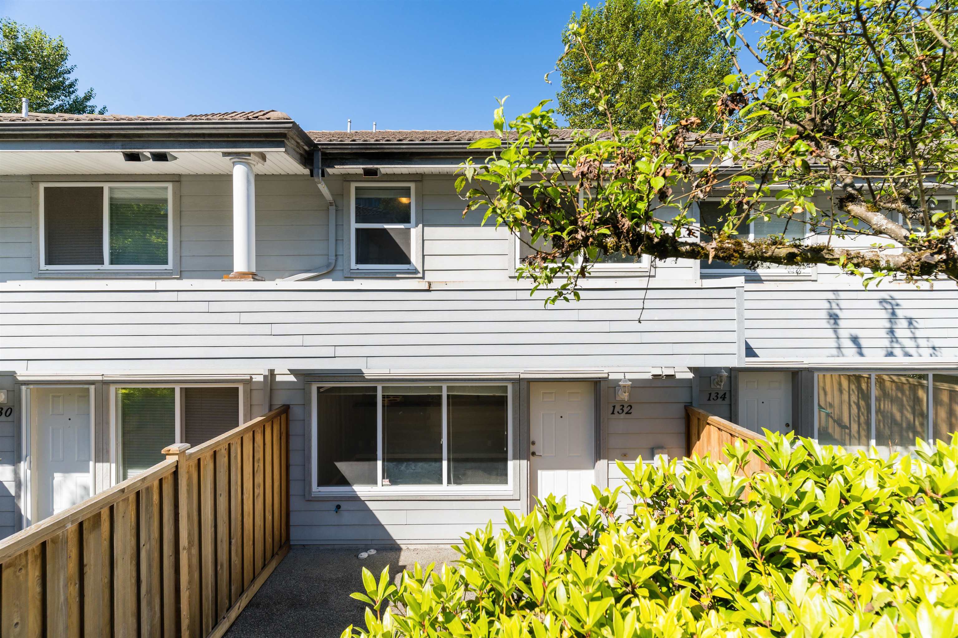 132 Shoreline Circle