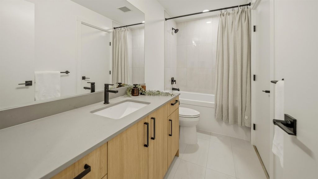 listing image 1109154205698154296