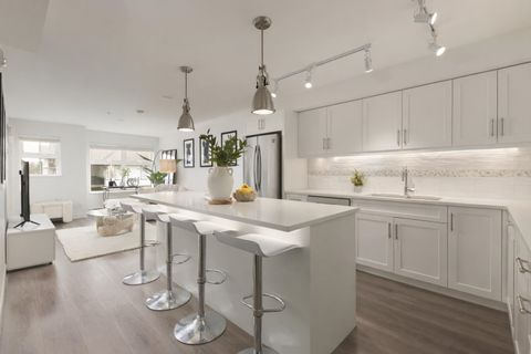 27358 32 Avenue 360 Langley BC V4W 3M5