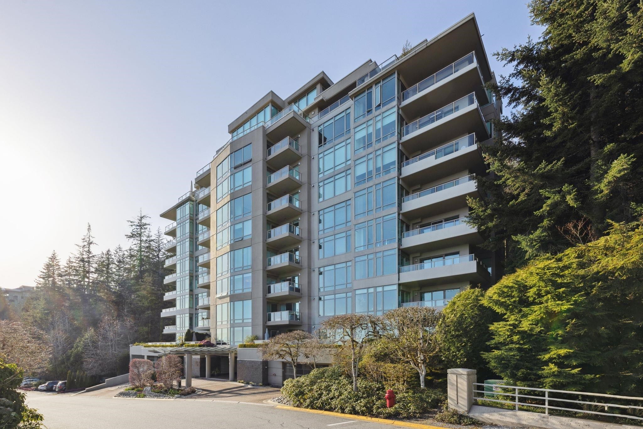 Deer Ridge Point 302-3131 Deer Ridge Drive, Deer Ridge, West Vancouver | Condo for Sale ...
