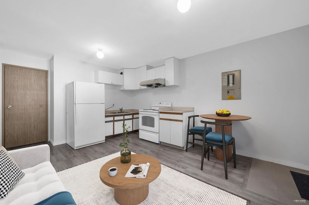 listing image 1109833739014883193