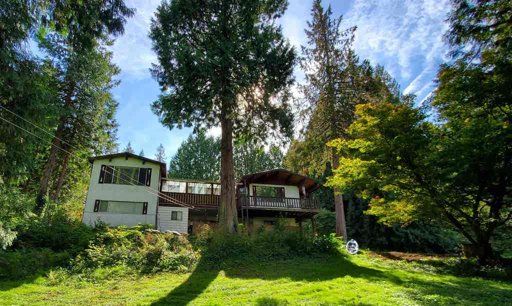 Photo of 25855 112 Avenue, Maple Ridge, BC V2W 1H1 (MLS # R3149929)