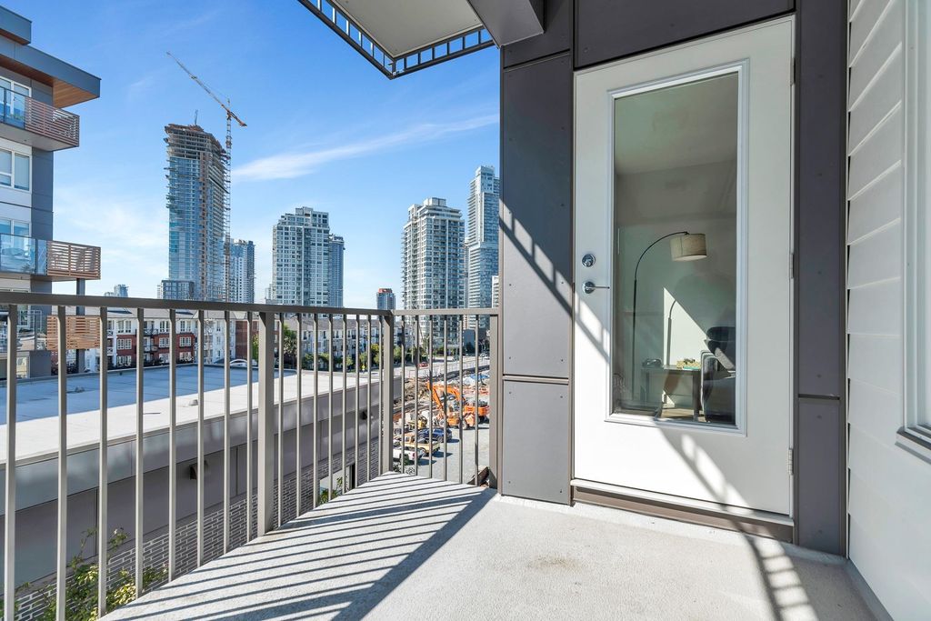 listing image 1102760487988618501