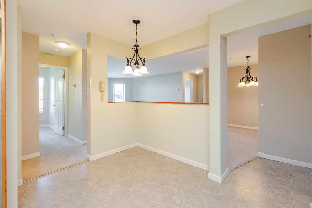 listing image 1100118371102347443