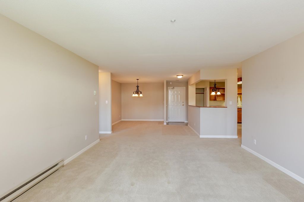 listing image 1105055460341929933