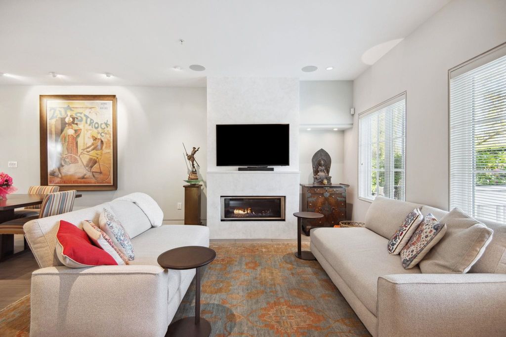 listing image 1100110140046839279