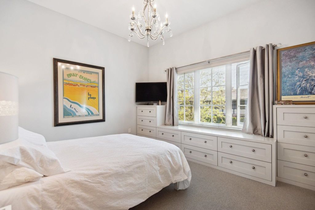 listing image 1103057119609502568