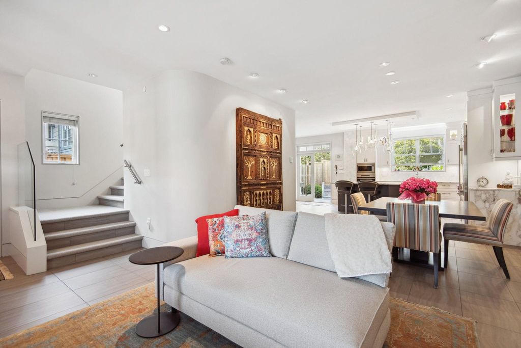 listing image 1103158489665082679